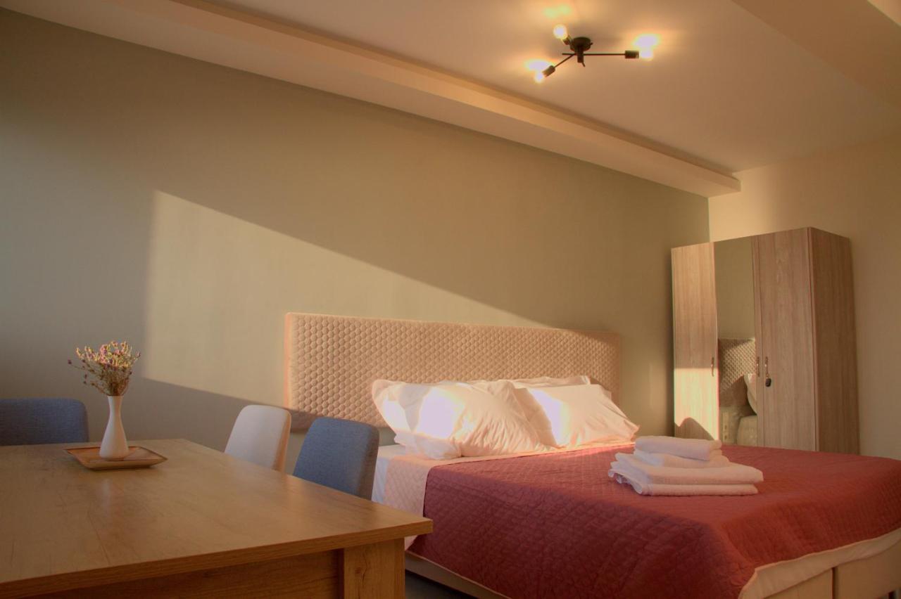 Melikiron Luxury Apartments Áyios Nikítas Buitenkant foto